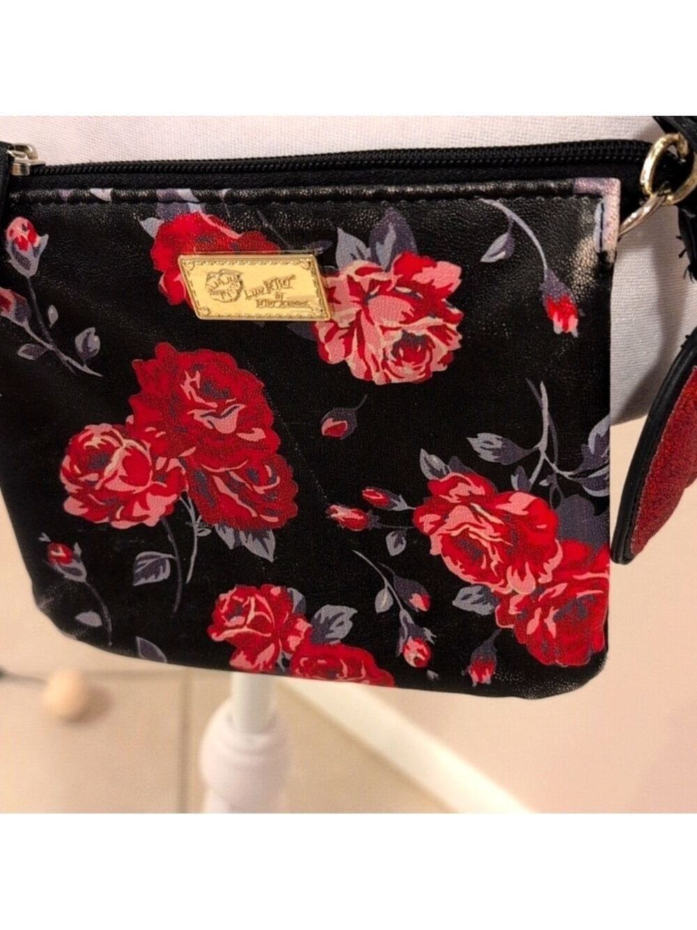 Luv Betsy By Betsy Johnson Crossbody Bag,Purse, Small 7"By 6.5" ,21" Handle Drop - Picture 2 of 9